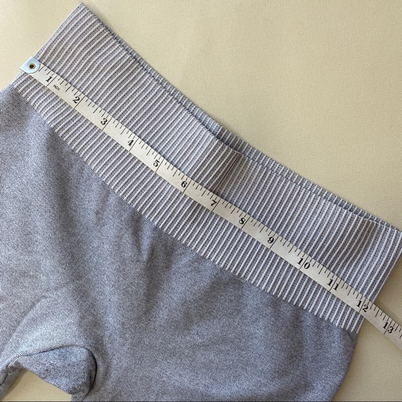 Track & Field Gray Textured Capri Leggings - Picture 3 of 8